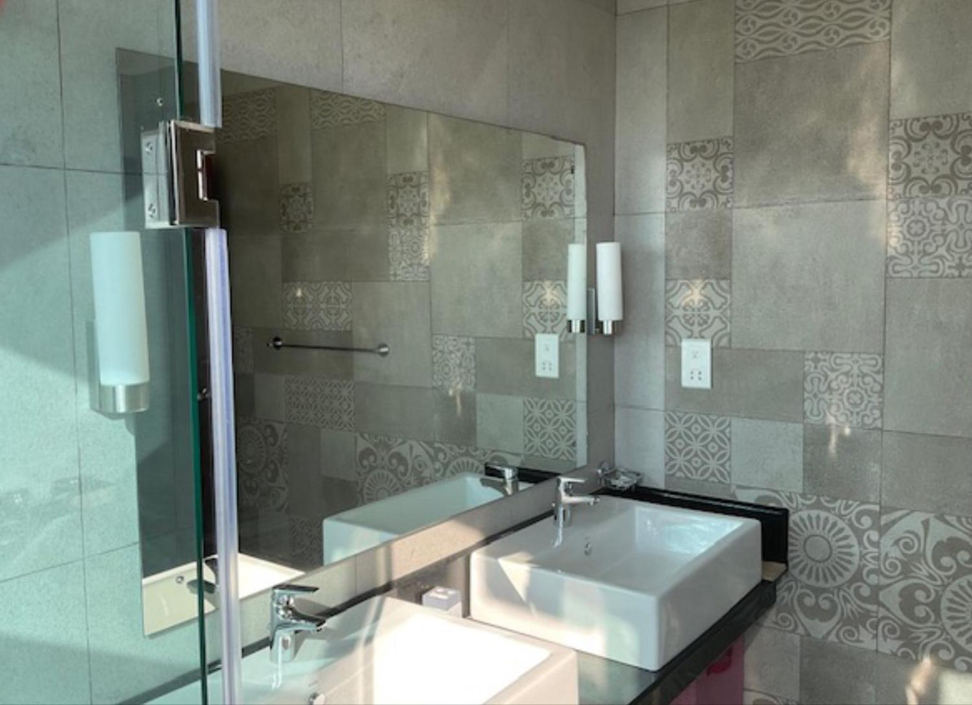 Luxury Penthouse , Nilaveli, Srilanka